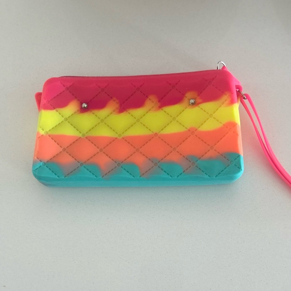 American Jewel Yummy Gummy Silicone Wristlet